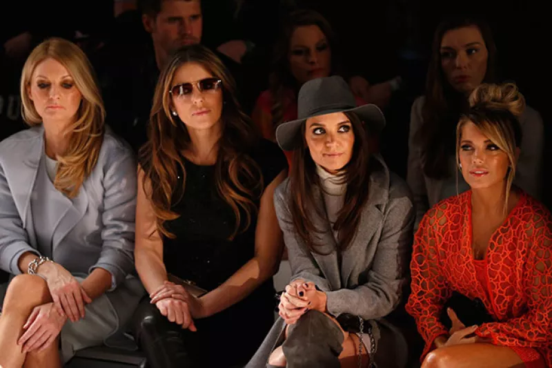 Ni las modelos en la pasarela pudieron robarle el spotlight a la actriz, quien lució mejor que nunca durante la semana de la moda en Alemania.