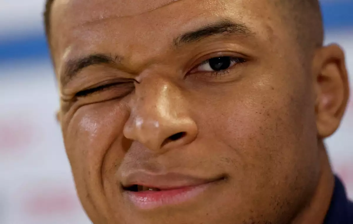 Kylian Mbappé reclama al París SG pago de salario