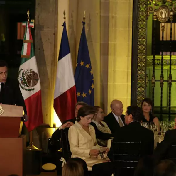 Cena Sarkozy en Palacio Nacional