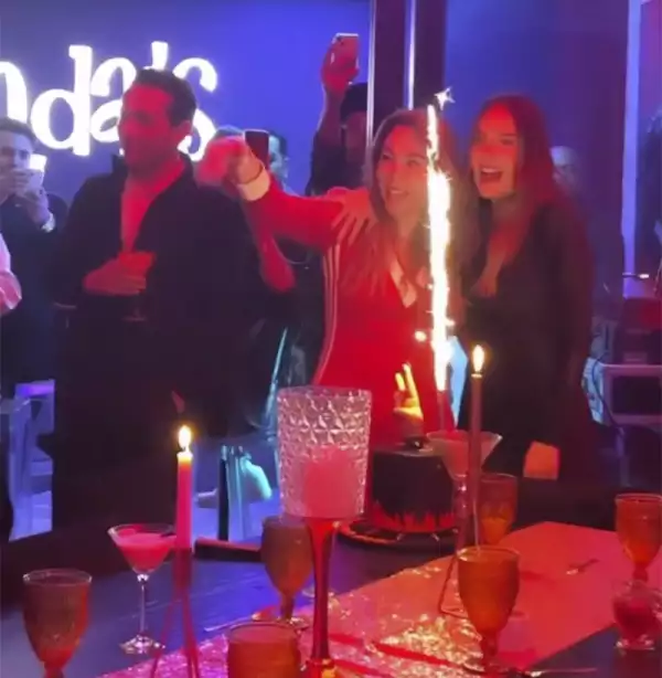 Belinda organiza una fiesta de cumpleaños para su mamá Belinda Schüll