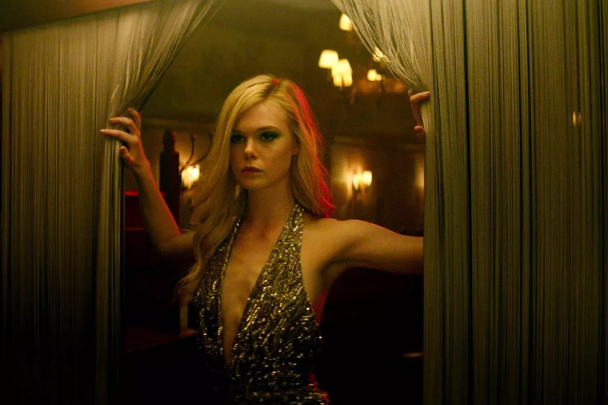 Elle Fanning en The Neon Demon