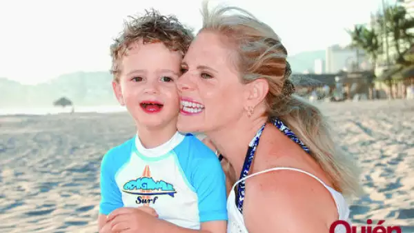 Érika Buenfil, Nicolás Buenfil