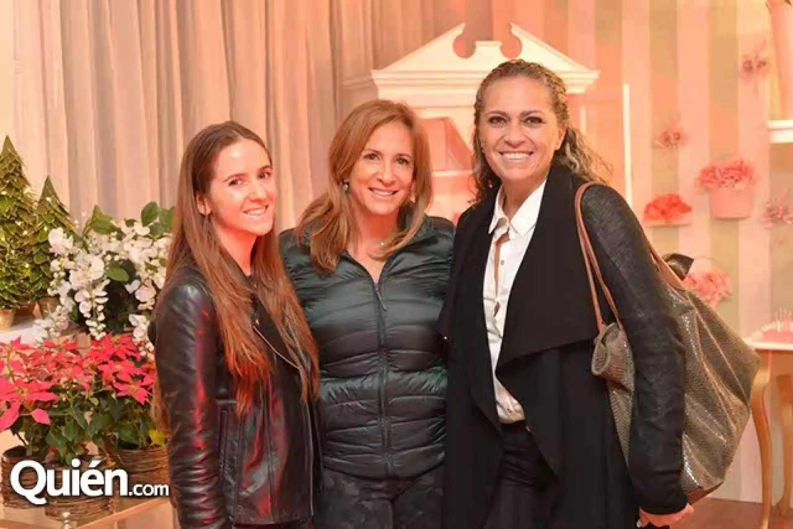 Esther Sitton,Jessica Frid y Rosa Credi.