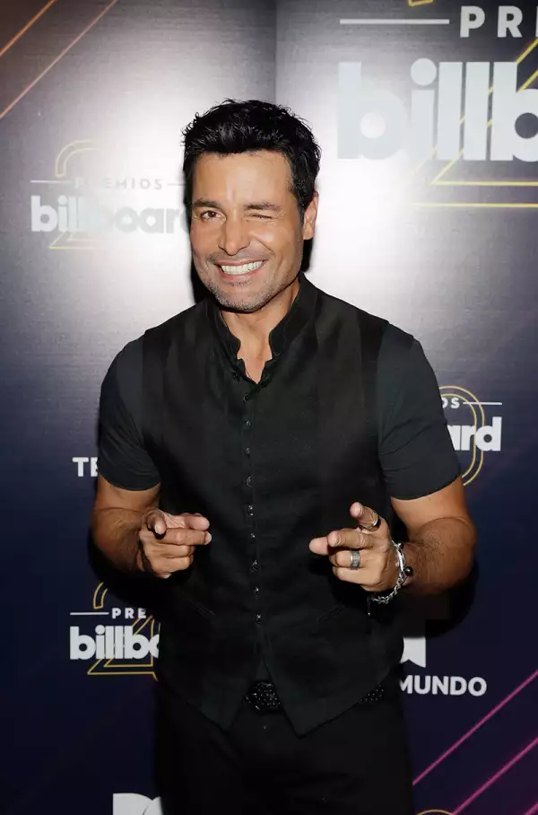 Chayanne advierte acciones legales a quien use su imagen con fines políticos