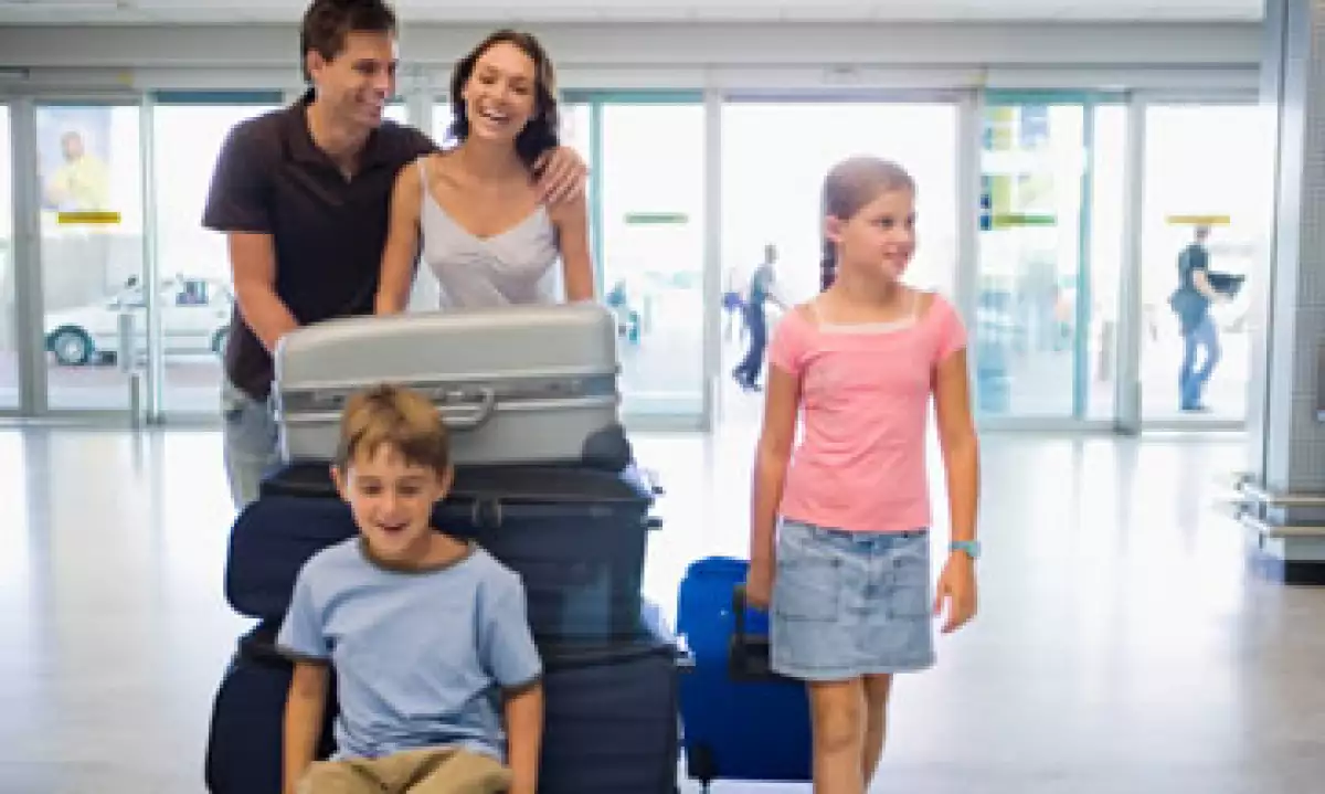 Los viajeros acreditarán el valor de sus mercancías a través de facturas, comprobantes de venta o cualquier documento que señale el valor comercial. (Foto: Thinkstock)