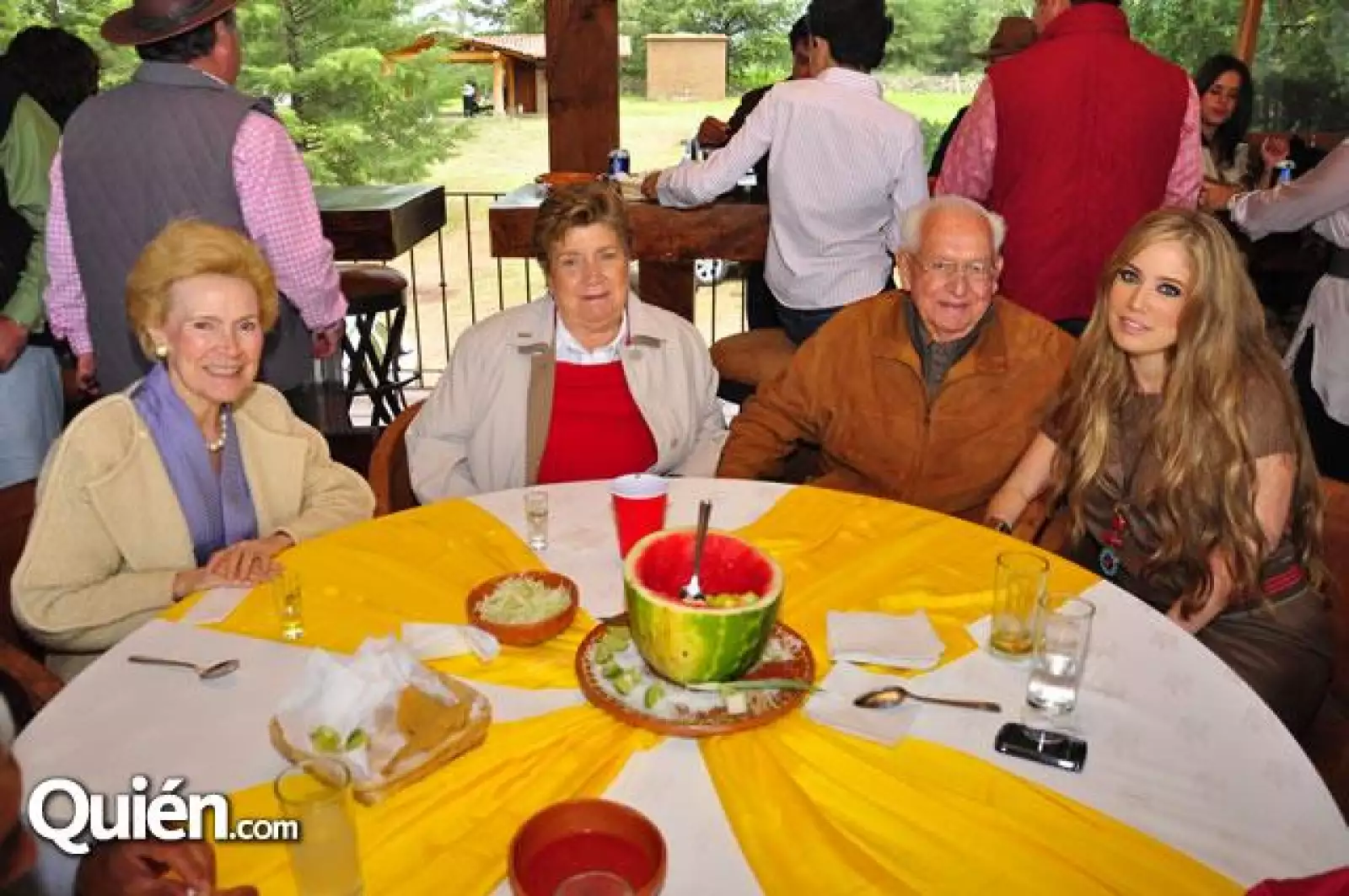 Bibiana Orendain,Marilú Orendain,Jaime Orendain,Ivonne Orendain.