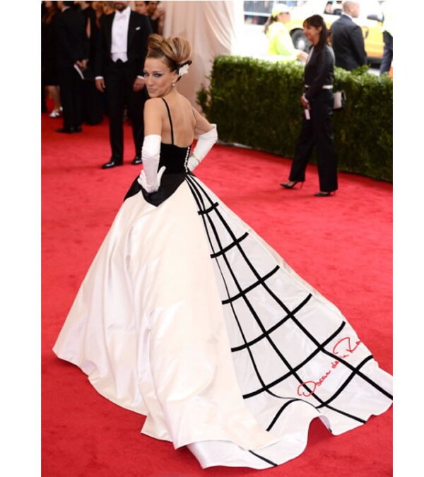 El vestido que eligió Sarah Jessica Parker en la gala del Met fue uno de los más comentados.