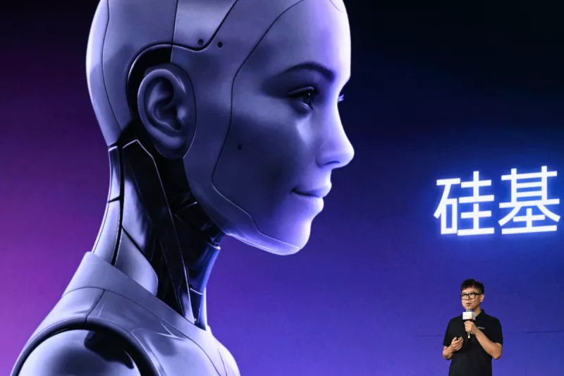 China quiere ganar la carrera de la IA contra EU: ya es capaz de entrenar modelos con sus propios chips 
