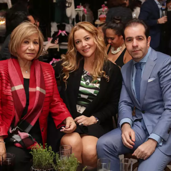 Clara Cohen,Rebeca Cohen y Alejandro Seade