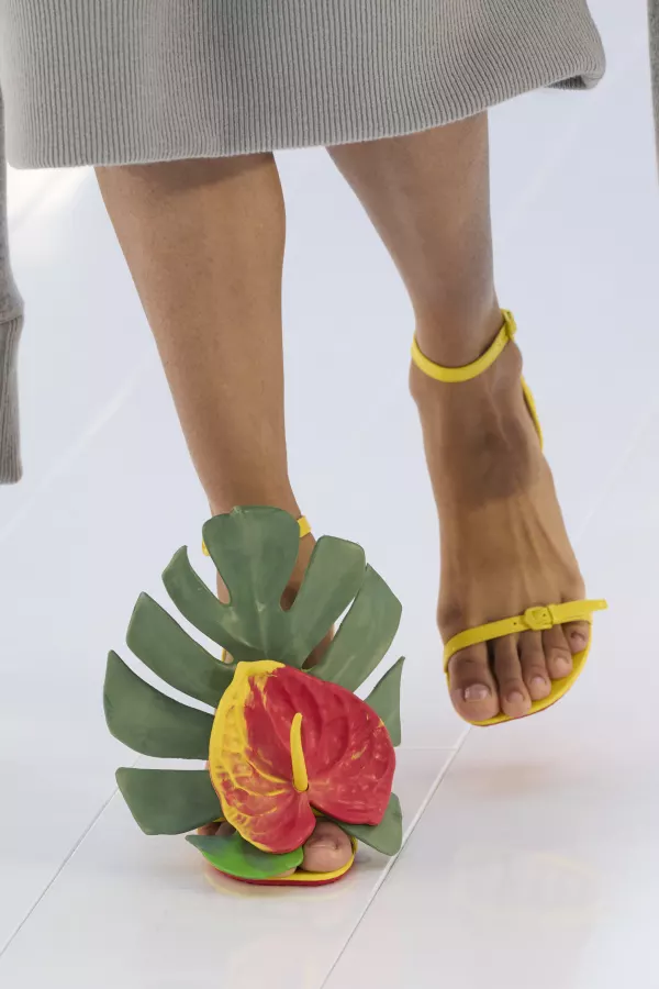 Loewe clp S23 100.jpg