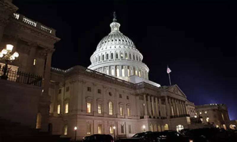 La mitad de los recortes automáticos provendría de gastos de defensa y la otra mitad en programas nacionales no involucrados con la defensa. (Foto: Cortesía CNNMoney.com)