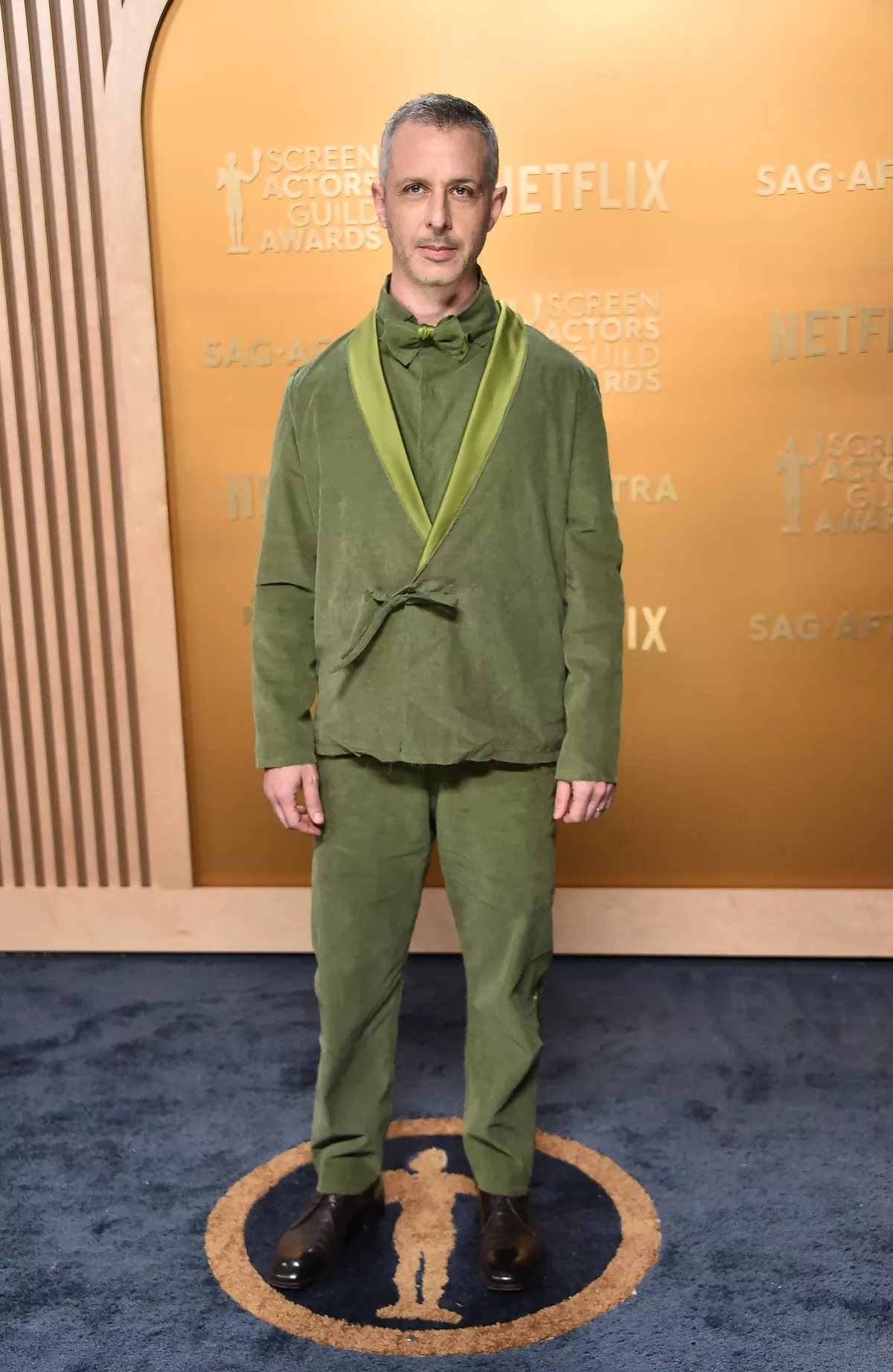 jeremy-strong-sag