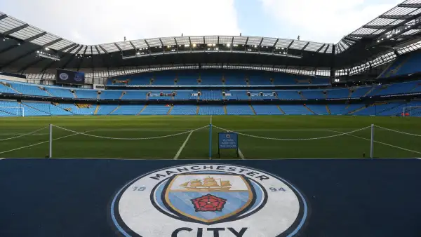 Premier League considera culpable de “graves” infracciones financieras al Manchester City