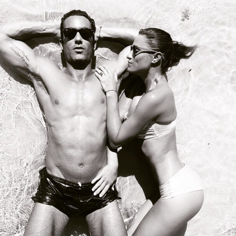 No cabe duda, Aarón Díaz y Lola Ponce son unas de las parejas más hot de este verano.