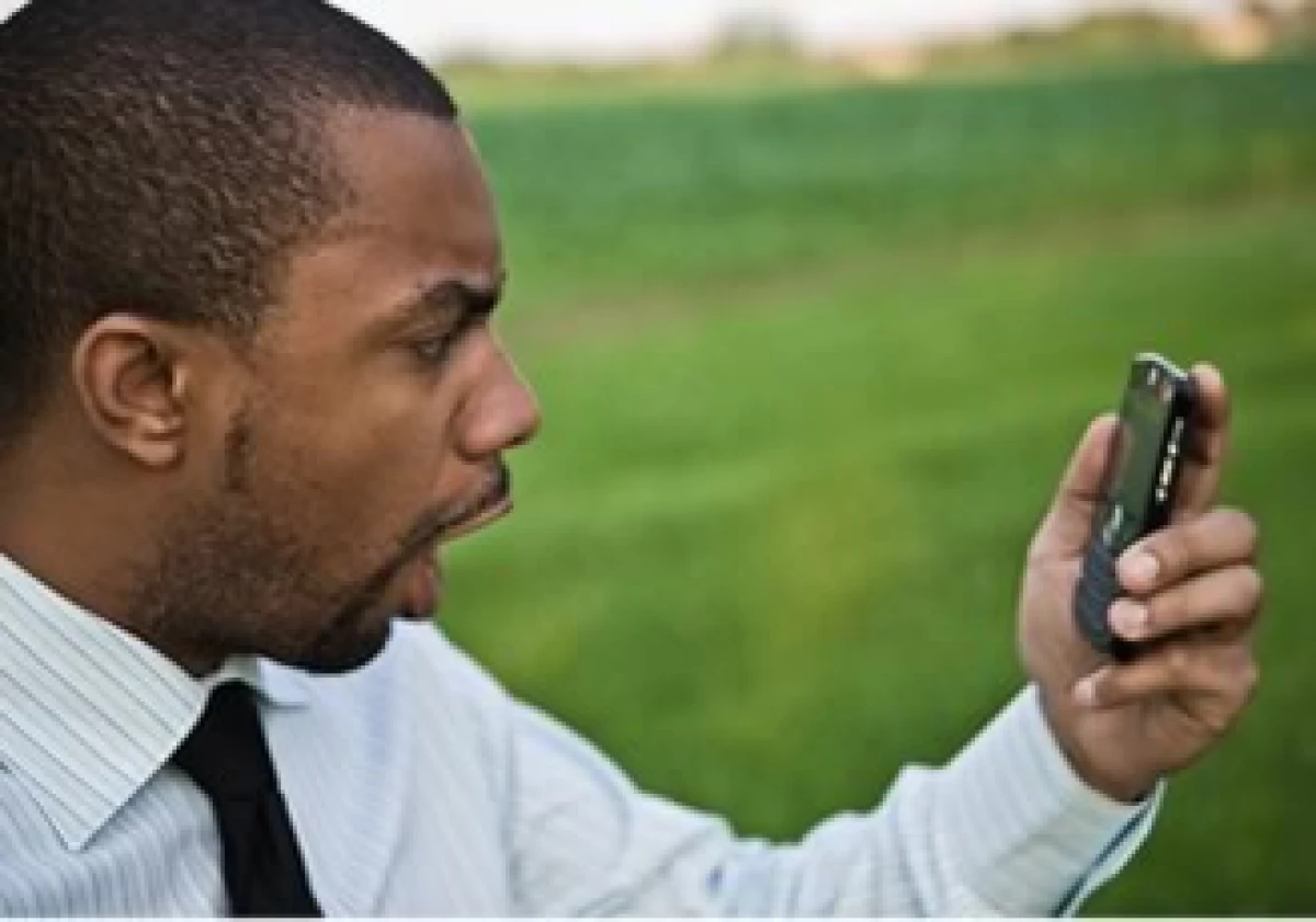 El precio de los servicios de telefonía móvil se prevé aumente por la carga impositiva de 19% contra el 15% que hoy se paga. (Foto: Jupiter Images)