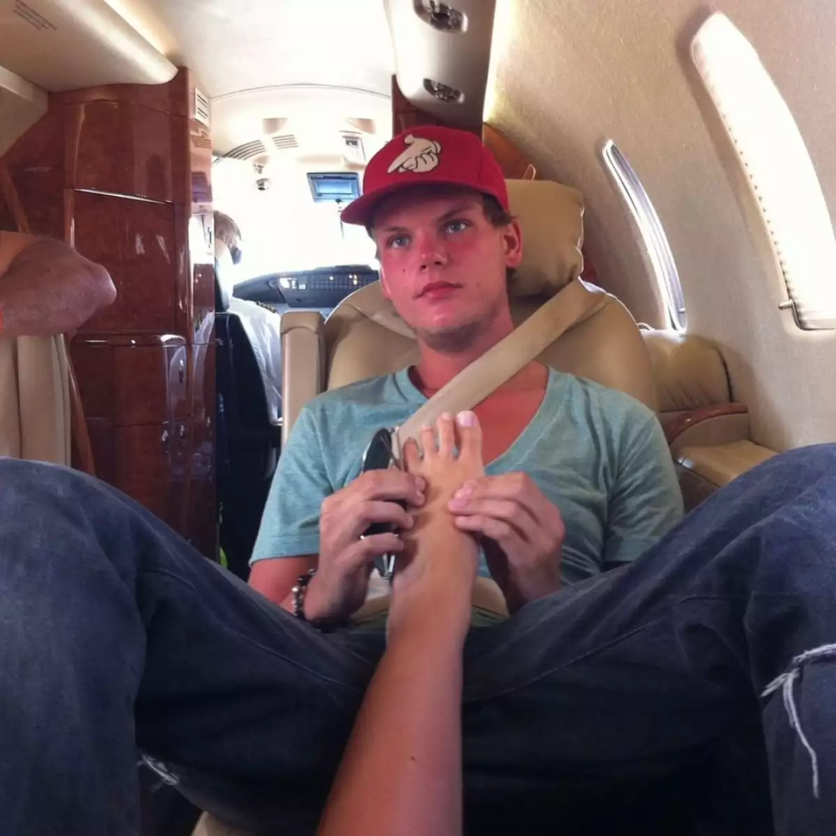 Muere Emily Goldberg, ex novia del fallecido DJ sueco Avicii