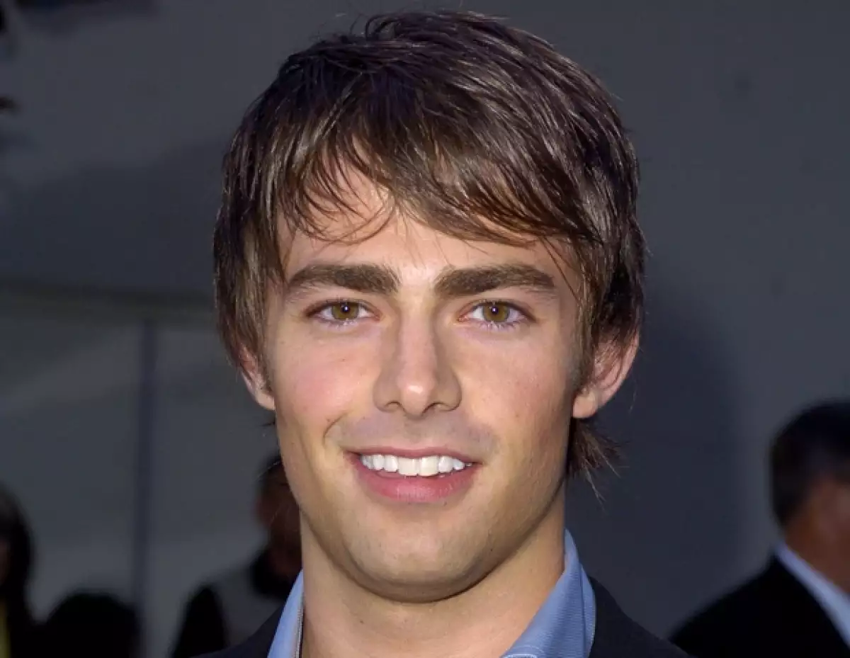 Jonathan Bennett