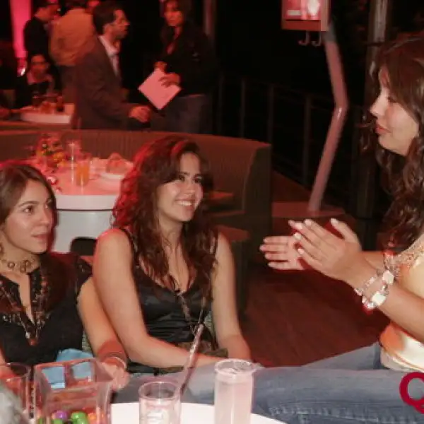 Alejandra Aspe, Dorin Urich