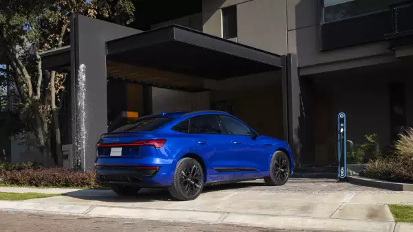 Audi Q8 Sportback E-tron