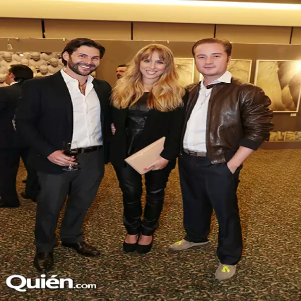 Álvaro Serrano,Patricia Sánchez Navarro,Alexis Braun