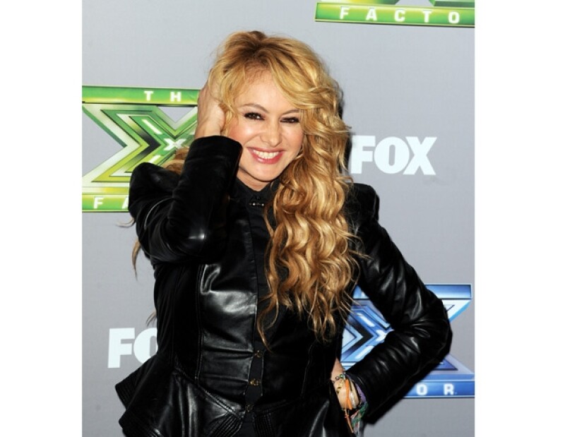 Paulina Rubio describió a su hijo como un pequeño "parlanchín".