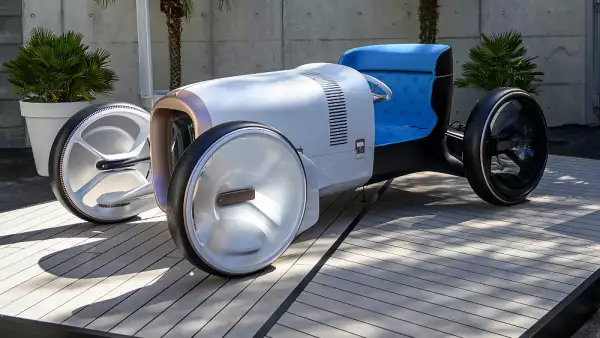 Vision Mercedes 1.jpg