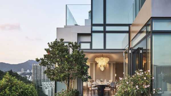 Hillside Penthouse, Kowloon, Hong Kong
