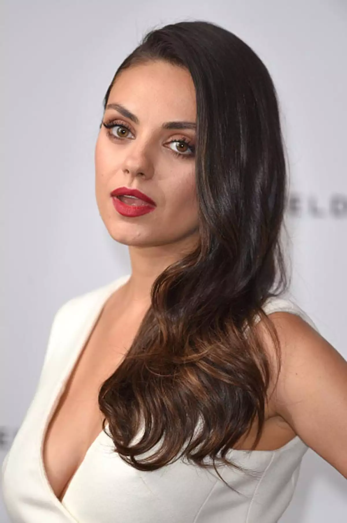 En la actriz se nota levenete, y confesó que estuvo sin ver en un ojo por mucho tiempo.