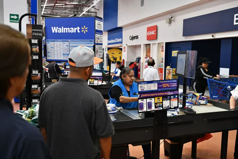 Walmart lee a los consumidores para afinar su estrategia rumbo al Mundial 2026: su apuesta incluye IA 