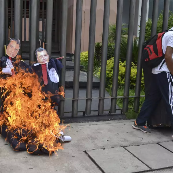 ayotzinapa 5 añ