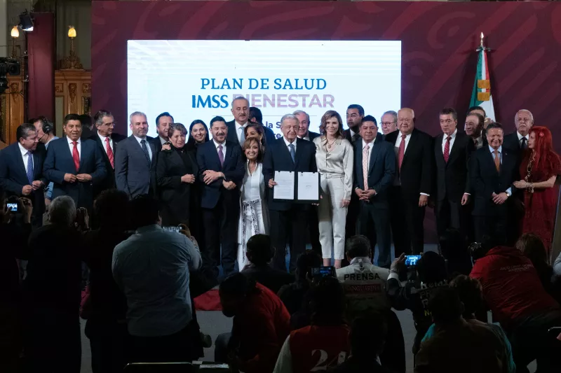 Conferencia AMLO Firma IMSS-Bienestar-10