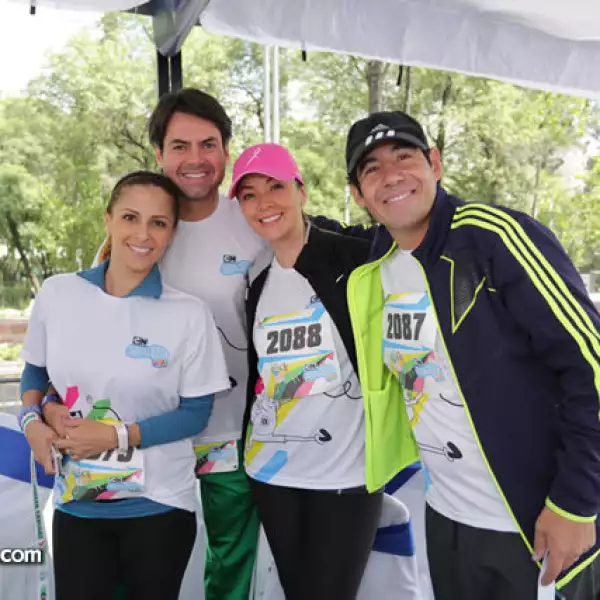 Raquel y Eduardo Peniche con Rebeca y Jordi Rosado