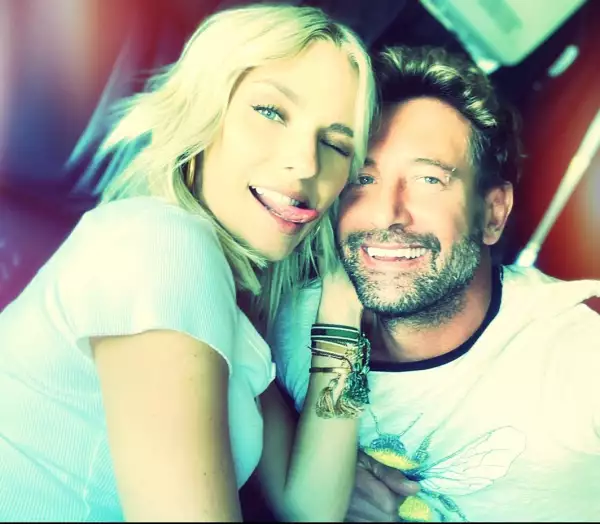 Irina Baeva y Gabriel Soto