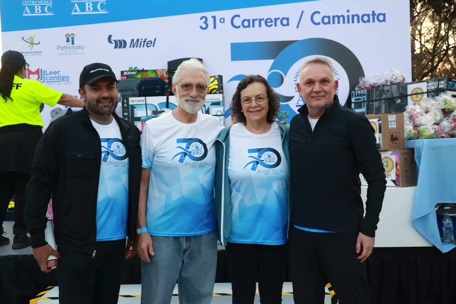 Eduardo Fernández , Salomón Lupa, Dra Grether y Dr Roberto Ric