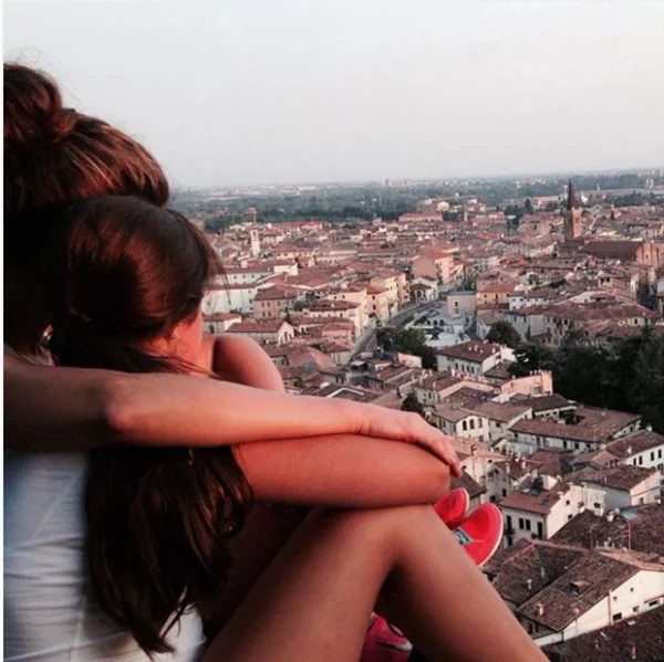 En pocas ocasiones Jaydy y Alejandro dejan ver a su hija, esta fue una de ellas durante el viaje familiar de la tapatía a Italia.