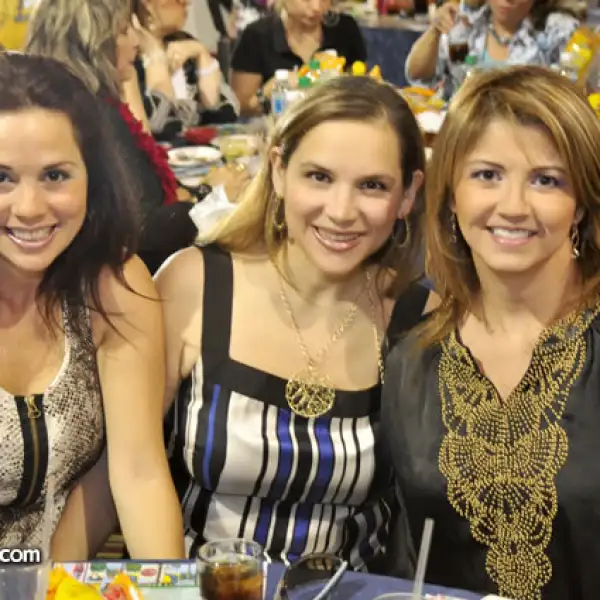 Nena de Ghio, Bonnie Zreik y Ana Laura Sánchez de Diez
