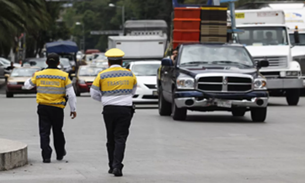 La Canacope señala que el Hoy No Circula farovece la corrupción.  (Foto: Cuartoscuro)