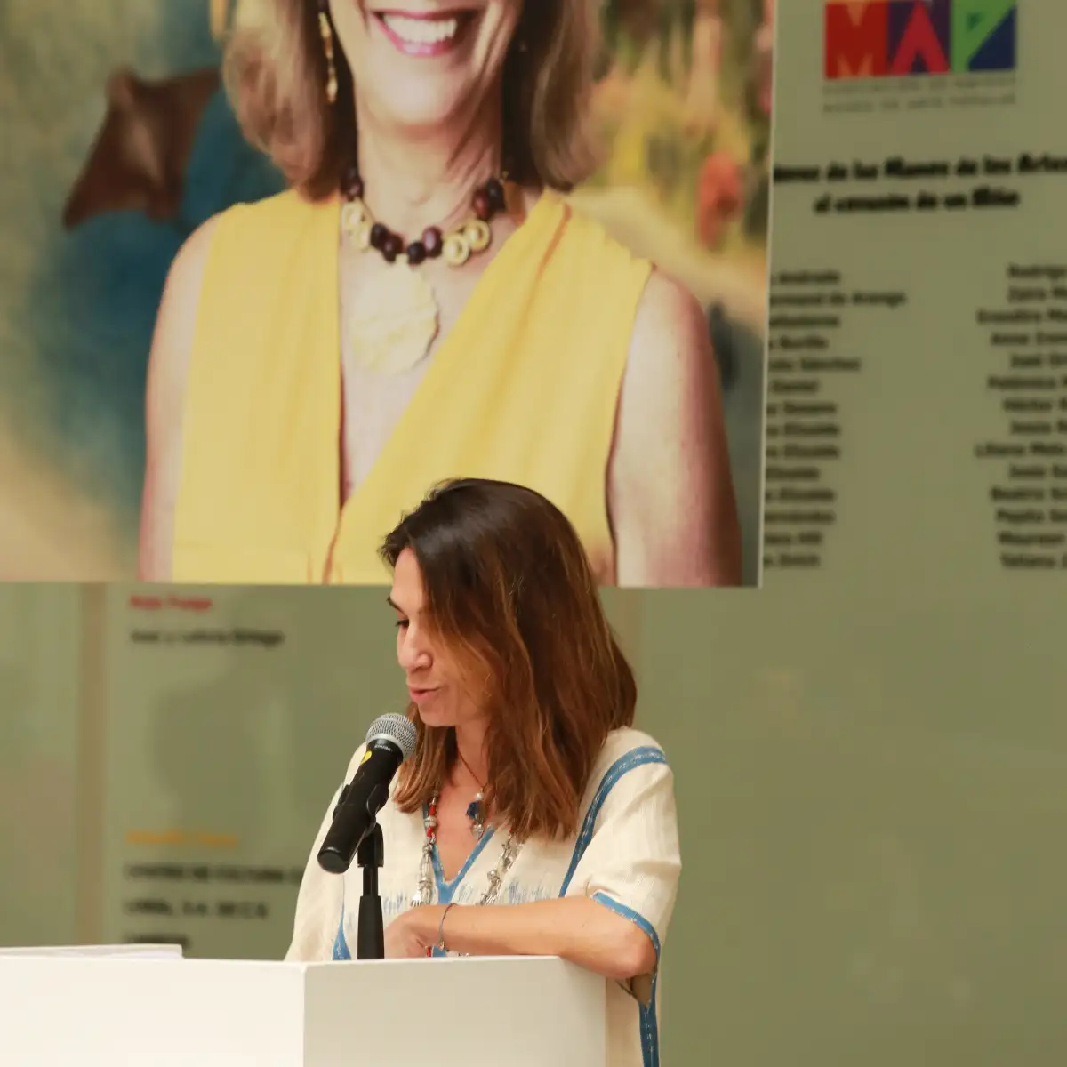 Familiares y amigos despiden a Marie Thérèse Hermand de Arango