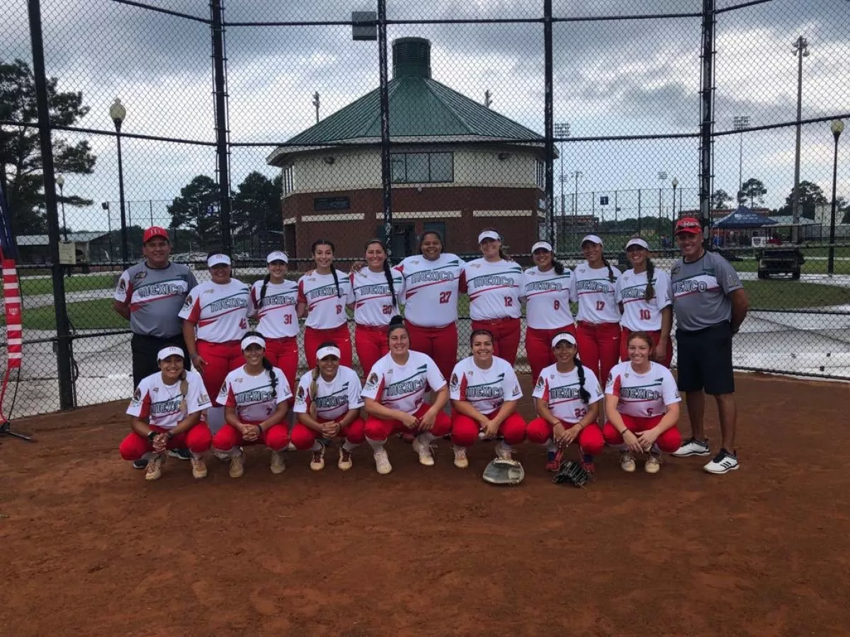 Equipo femenil softbol.