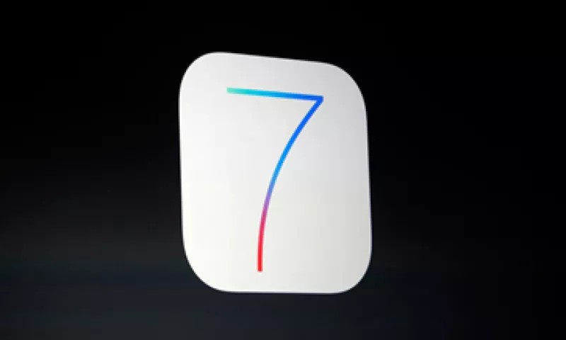 Apple renovó la multitarea, dándoles a las aplicaciones la capacidad de ejecutarse en segundo plano. (Foto: Archivo)