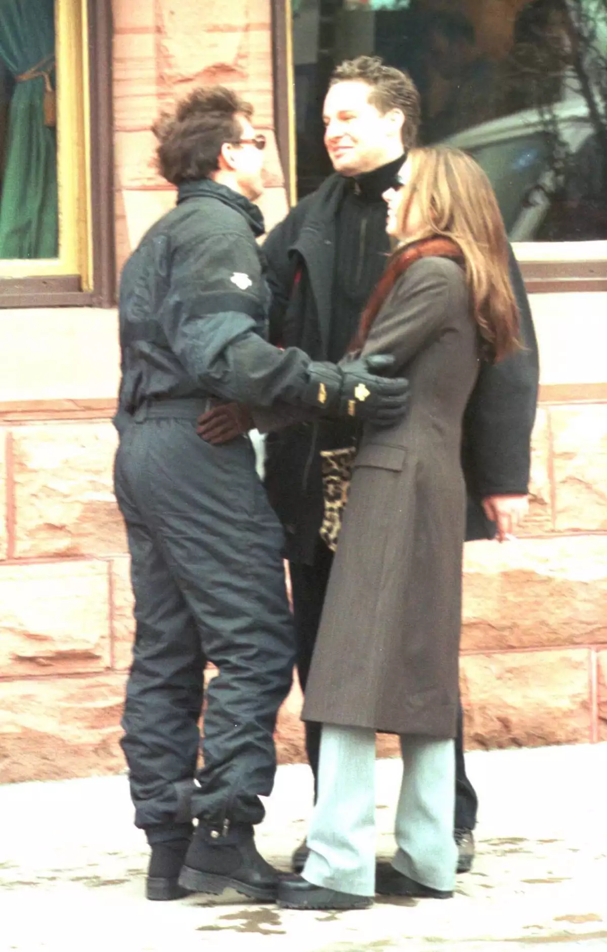 LUIS MIGUEL WITH AN ATTRACTIVE BLONDE 07