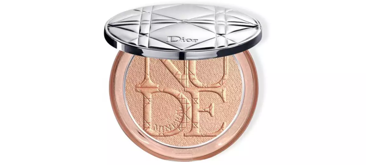 blush-highlighter-iluminador-truco-dior-complexión-piel-maquillaje-nude