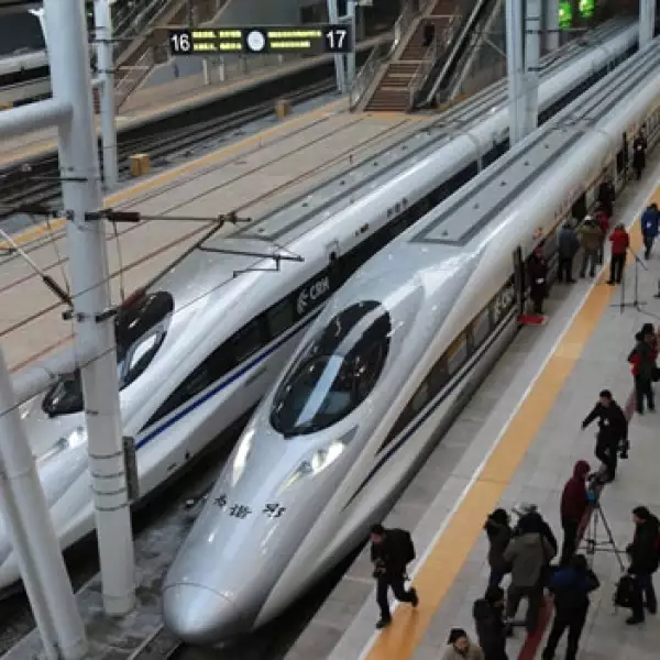 China presenta su nuevo tren bala