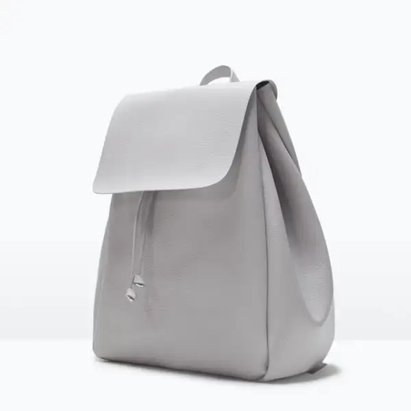 Zara: Backpack with Foldover Flap. Zara CC Perisur. 399 pesos.