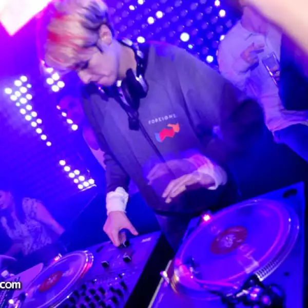 DJ Samantha Ronson