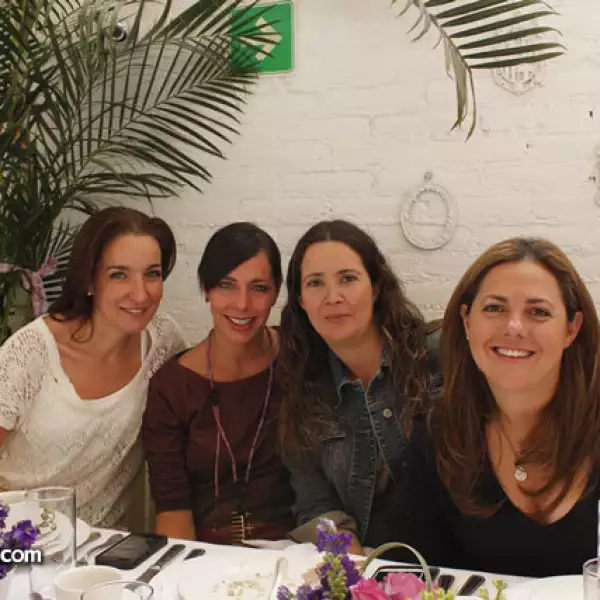 Paula Doval,Silvia Rivera,Ati Sánchez,Lorena Casanova