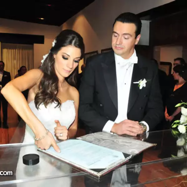 Marcela García,Mauricio Vega