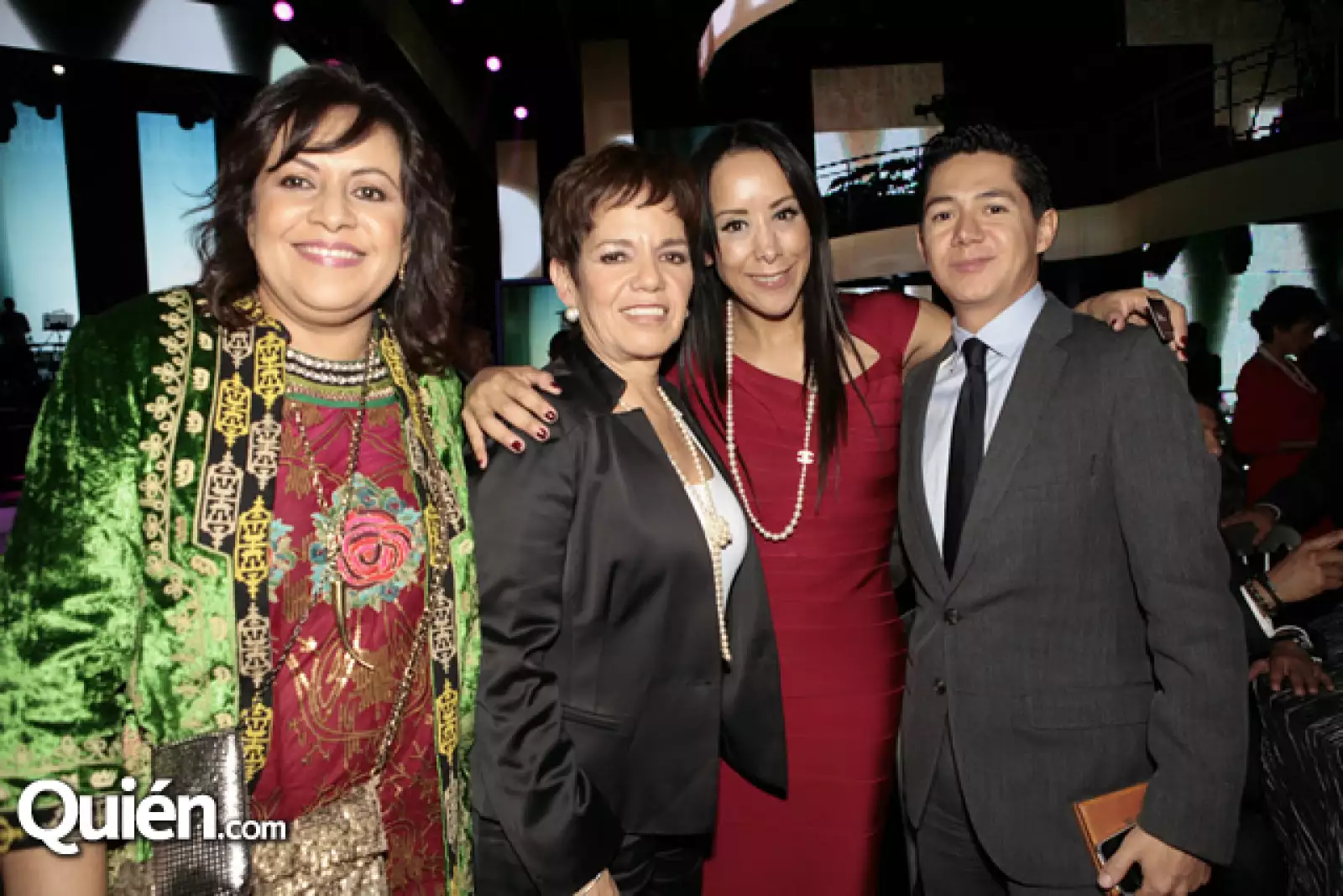 Hilda Soriano,Blanca Gallardo,Adriana Delgado,Alberto Tavira