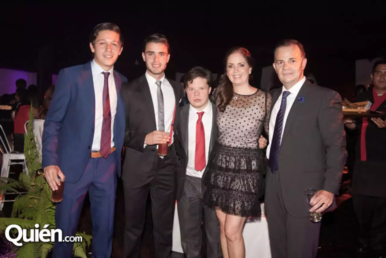 Alejandro Arana,José Ignacio Valdés,Diego Arana,Claudia Ramírez,Ulrich Richter
