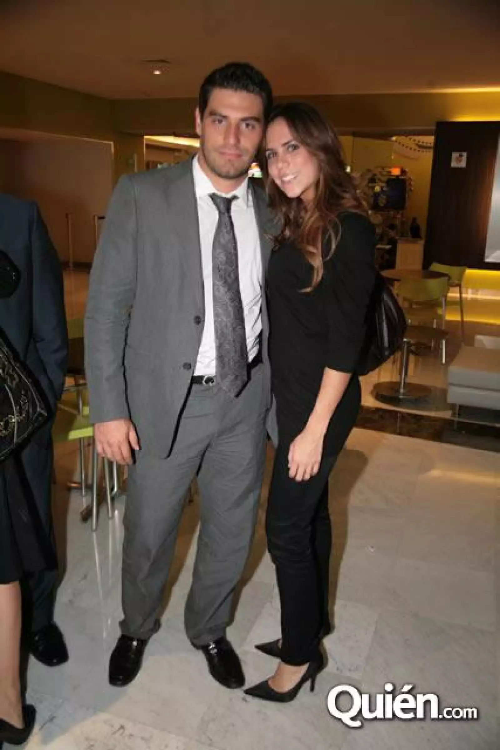 Gloria Calzada Y Paradas Continuas